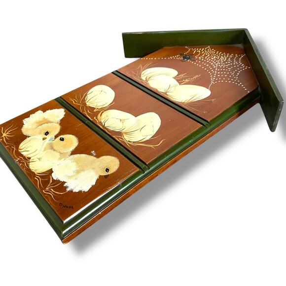 VTG Hand Painted Hen House Art Wooden Plaque Home Artist 1970s Eggs Chics - Picture 10 of 16